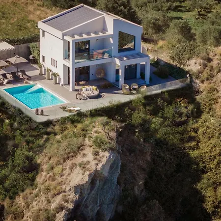 Sueno Luxury Villa, In 180 Iconic Sea View 别墅 *