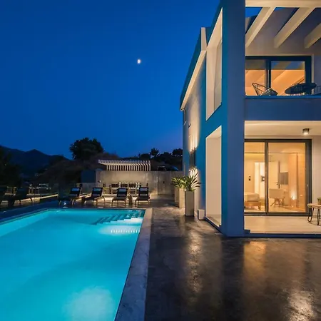 别墅 Sueno Luxury Villa, In 180 Iconic Sea View