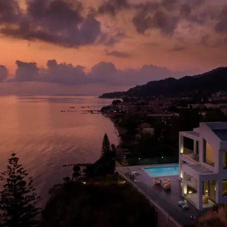 别墅 Sueno Luxury Villa, In 180 Iconic Sea View 阿凯松