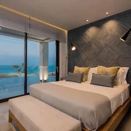 Sueno Luxury Villa, In 180 Iconic Sea View *