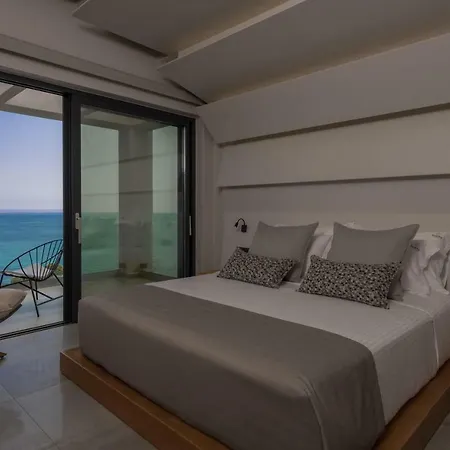 Sueño Luxury Villa, In 180 Iconic Sea View
