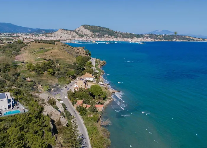 Sueno Luxury Villa, In 180 Iconic Sea View וילה