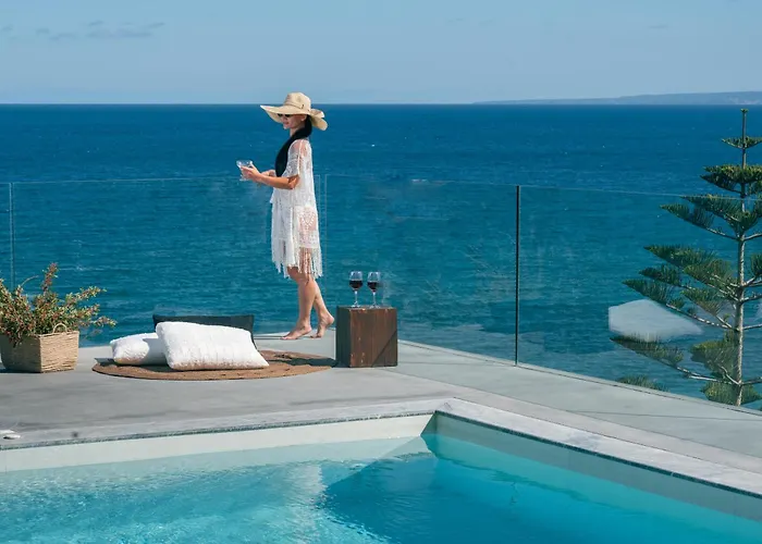 Sueno Luxury Villa, In 180 Iconic Sea View וילה ארגאסי