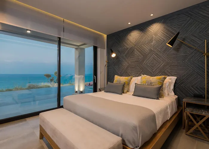Sueno Luxury Villa, In 180 Iconic Sea View *
