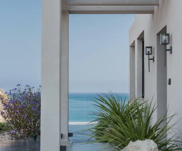 Sueno Luxury Villa, In 180 Iconic Sea View * ארגאסי