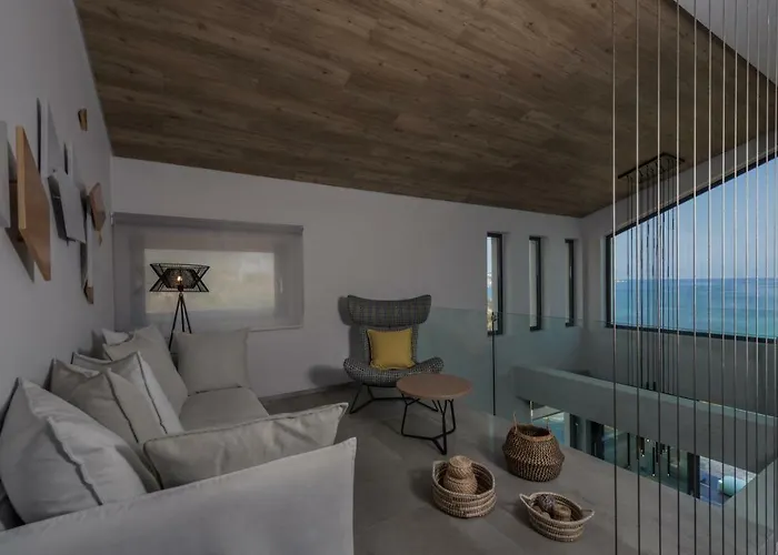 Sueno Luxury Villa, In 180 Iconic Sea View ארגאסי