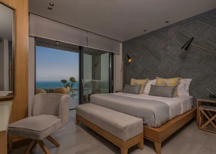 Sueno Luxury Villa, In 180 Iconic Sea View וילה