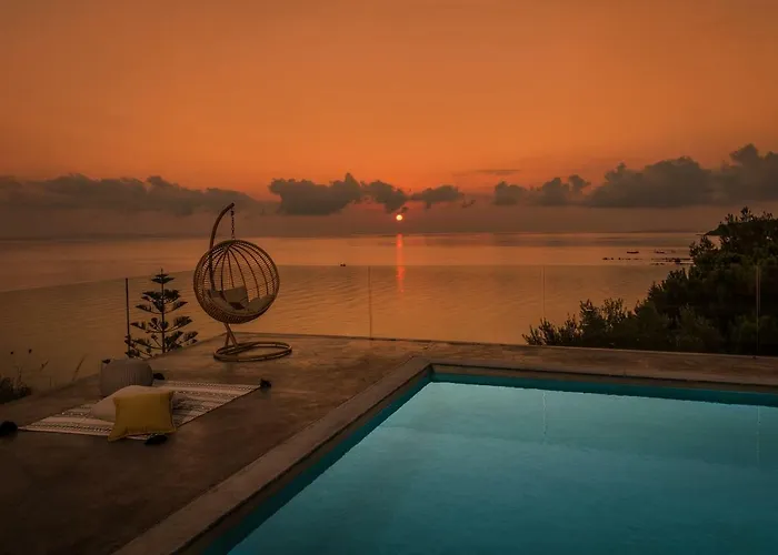 Sueno Luxury Villa, In 180 Iconic Sea View וילה *