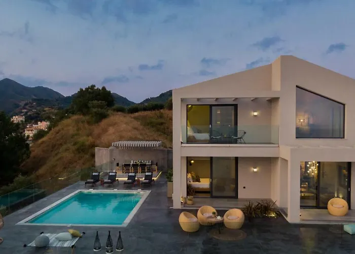 Sueno Luxury Villa, In 180 Iconic Sea View *