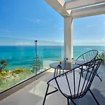 Sueno Luxury Villa, In 180 Iconic Sea View