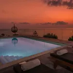 Sueno Luxury Villa, In 180 Iconic Sea View *