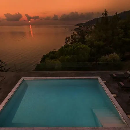 Sueno Luxury Villa, In 180 Iconic Sea View Vilă *